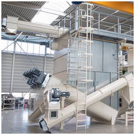 Photo of Willems Baling Equipment